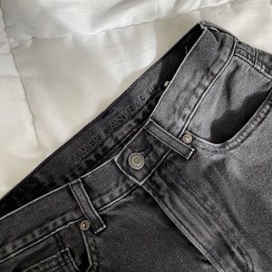 American Eagle Mom Jean